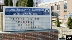 Komplek masjid dan sekolah "Al-Rahmah" milik the Islamic Society of Baltimore (ISB) di kota Baltimore, Maryland yang akan dikunjungi Presiden Barack Obama Rabu 3/2 ini (foto: dok). 