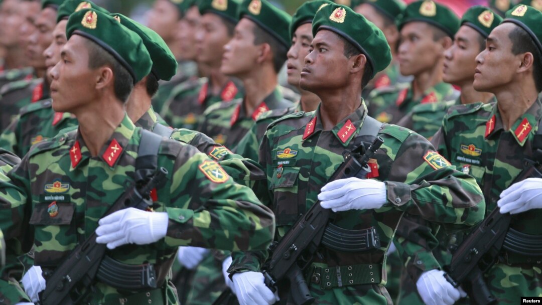 Chi tiêu dành cho quốc phòng của Việt Nam đã tăng 128% kể từ năm 2005, và chỉ riêng năm ngoái mức chi cho quân sự tăng 9,6% lên 4,3 tỷ đôla.
