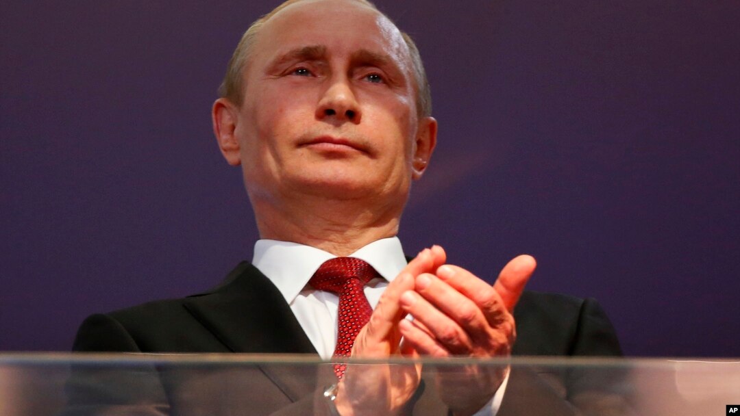 Putin reconoció el referendo en Crimea y podría pronto anunciar un decreto para anexar a la región, a pesar de la presión internacional para que no lo haga.