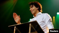 Dutch Green Party ( Groen Links) leader Jesse Klaver speaks during a meeting for the 2017 Dutch election in the AFAS theater in Amsterdam, Netherlands, March 9, 2017. 