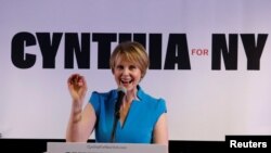 Cynthia Nixon, candidate à la primaire démocrate au poste de gouverneur de New York lors d’un meeting de campagne à Brooklyn, New York, États-Unis, le 20 mars 2018.