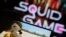 La serie de Netflix "Squid Game" se reproduce en un teléfono móvil en esta ilustración fotográfica tomada el 30 de septiembre de 2021.