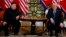 美国总统特朗普和朝鲜领导人金正恩在越南河内举行美朝第二次峰会。（2019年2月28日）