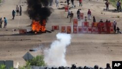 Las protestas del domingo en Oaxaca dejaron ocho muertos y no cuatro como se dijo previamente.