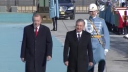 Prezident Erdog'an Shavkat Mirziyoyevni kutib olmoqda