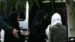 Hevpeyvîn Derbarê Biryara Sêdaredana Şîrîn Alamhûlû