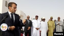 Le président français Emmanuel Macron lors d'un sommet du G5 Sahel à Nouakchott, Mauritanie, le 2 juillet 2018.