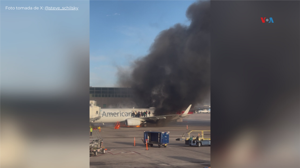 Avión se incendia en aeropuerto de Denver; pasajeros sufren heridas leves