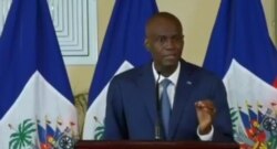 Haitian Président Jovenel Moïse welcomes new members of electoral council, Sept. 22, 2020. (Yves Manuel/VOA Creole)