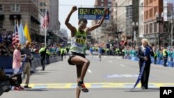 Lemi Berhanu Hajle iz Etiopije bio je pobednik 120. Bostonskog maratona. 