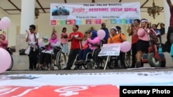 Kampanye kesadaran publik atas hak penyandang disabilitas oleh SIGAB Yogyakarta (Foto: kopeks SIGAB YOGYA).