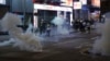 Polisi Hong Kong Tembakkan Gas Air Mata ke Arah Demonstran 