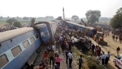 အိန္ဒိယမြောက်ပိုင်း ရထားလမ်းချော်မှု လူ ၁၀၀ နီးပါး သေဆုံး