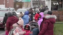 马萨诸塞州向居民发放免费食物和节日用品