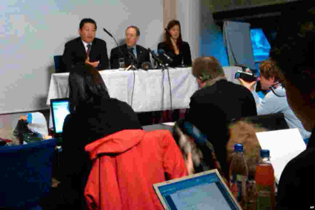 支持政治犯的法律组织现在就自由在诺贝尔和平奖颁奖典礼后举行记者会，呼吁中国政府释放刘晓波，解除对刘霞软禁，并恢复其他刘晓波支持者和维护权人士的自由