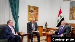 Serokomarê Îraqê Nizar Amêdî û Karbirêkarê Balozxaneya Amerîkayê li Bexda  Joshua Harris