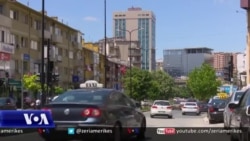 Studimi, shqiptarët e serbët mbështesin rifillimin e bisedimeve Kosovë-Serbi