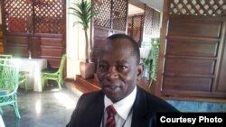 Mahama Kappiah of the Centre for Renewable Energy and Energy Efficiency says governments need to provide capacity for new energy resources. (VOA/Joana Mantey)