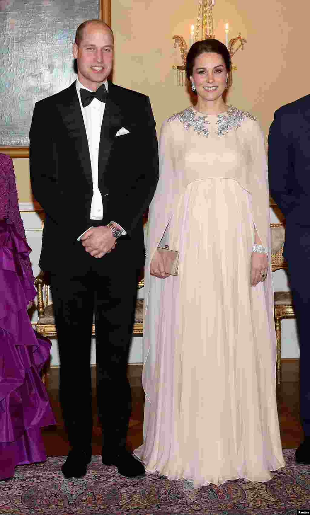 عکسی از &laquo;کیت میدلتون&raquo; و همسرش شاهزاده ویلیام از بریتانیا پیش از ضیافت شام در کاخ سلطنتی اسلو نروژ &nbsp;