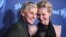 Ellen DeGeneres, kiri, dan Portia de Rossi saat tiba di ajang penghargaan GLAAD Media Awards bagi LGBT pekerja media di Beverly Hilton Hotel, Maret lalu.