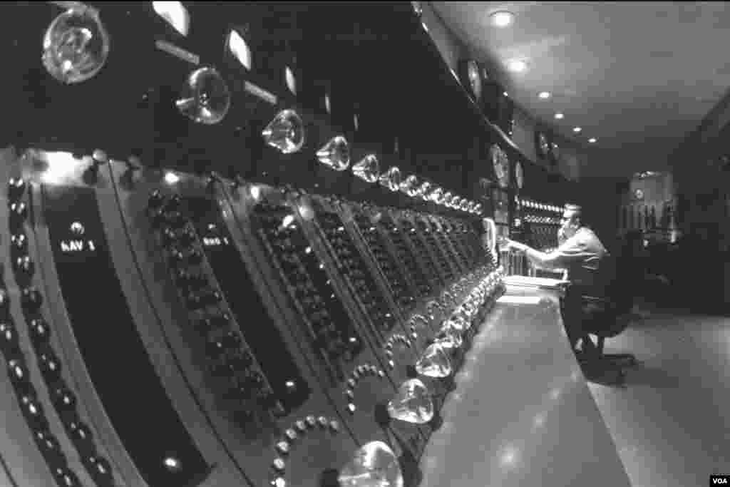 VOA's "modern" master control console, circa 1953.