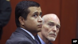 George Zimmerman (izquierda) comparece en corte en compañía de su abogado Don West durante las audiencias preliminares.