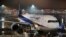 一架日本政府的包機準備飛離東京羽田機場前往中國武漢撤回日本國民。（2020年1月28日）