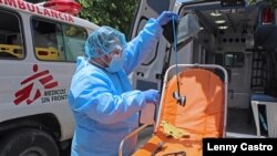 Muchos de los servicios de ambulancia que MSF ha llevado a cabo durante los últimos meses están relacionados con enfermedades respiratorias. [Foto: Cortesía MSF El Salvador]