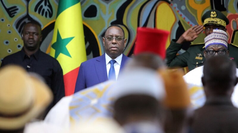 Après les violences, le président sénégalais s'accorde un peu de temps
