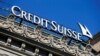 FILE: Logo bank Swiss Credit Suisse di kantor pusatnya di Zurich, Swiss, 24 Maret 2021. (REUTERS/Arnd Wiegmann)