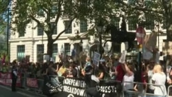 Amazonie: manifestation à Londres pour sauver "les poumons en feu" de la planète