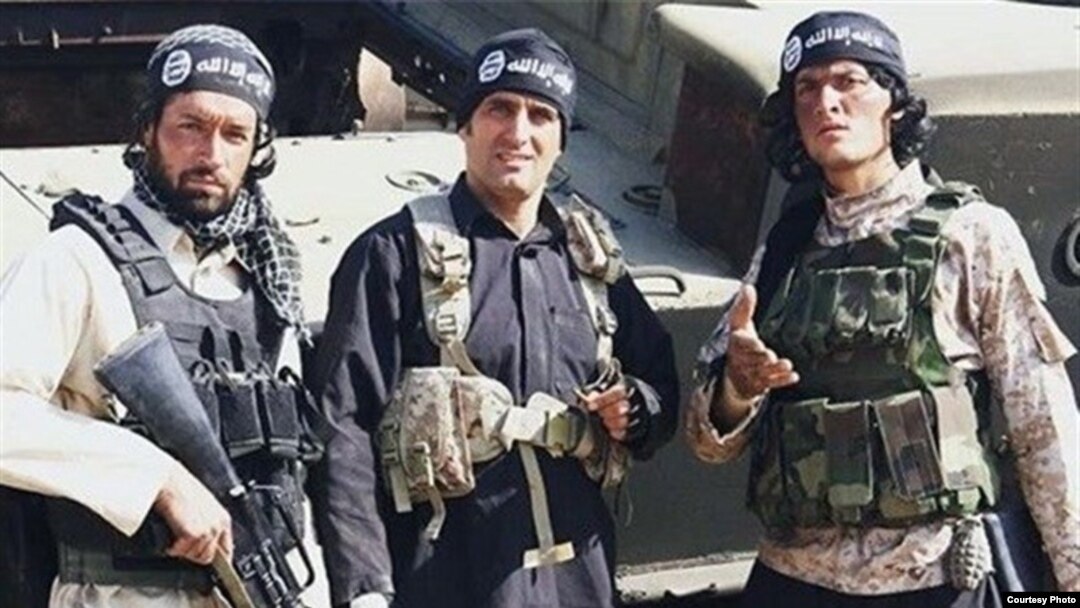 The crew of "Paytakht-5" comedy show is seen in Islamic State uniforms. 
