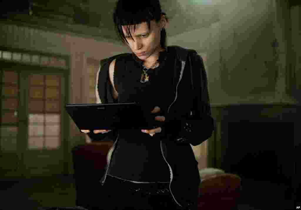 Rooney Mara was nominated for Best Actress for "The Girl With the Dragon Tattoo." (© 2011 Columbia Pictures)