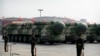 资料照：中国在北京天安门广场举行的国庆阅兵式上展示东风-41洲际战略核导弹。（2019年10月1日）
