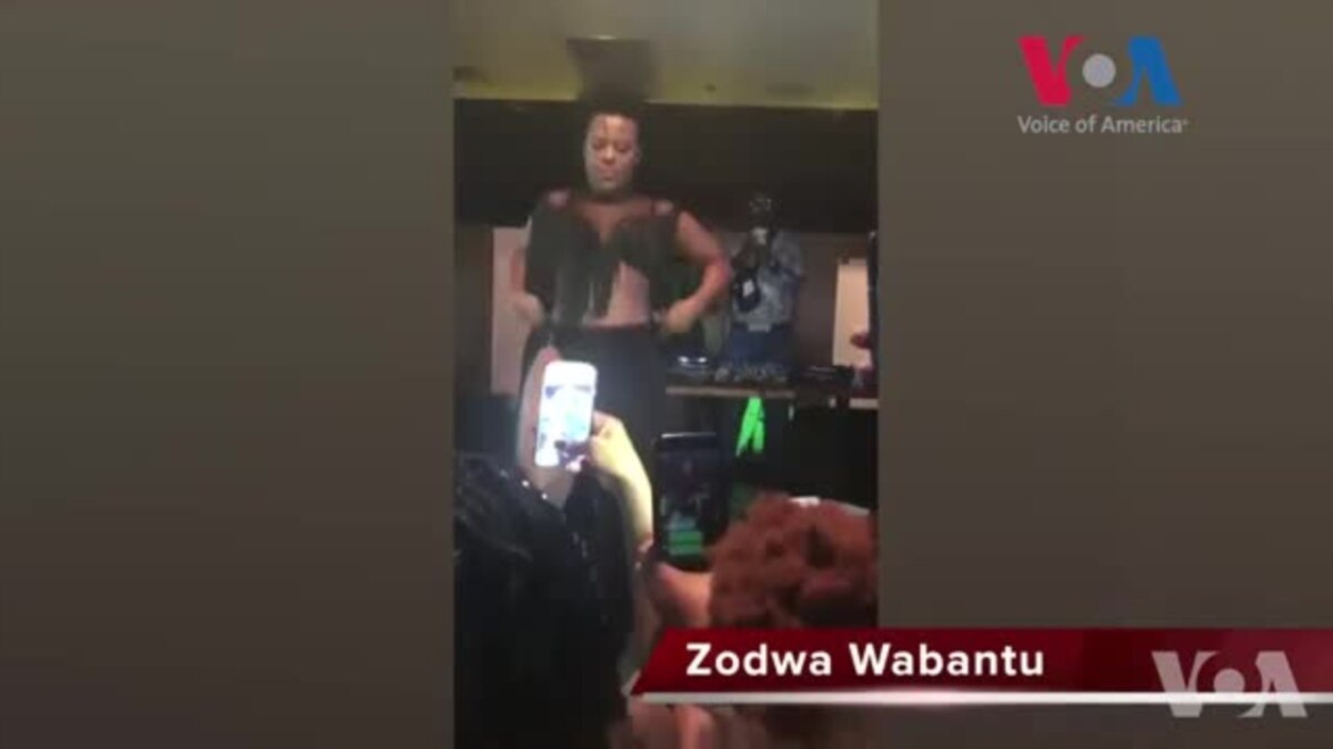 Zodwa Wabantu Ofadza Vazhinji Pamutambo Wakaitirwa Kuvirginia Muamerica 