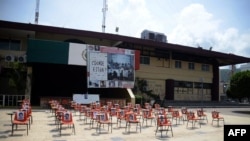 Vista de la escuela de formación docente en Ayotzinapa, estado de Guerrero, México, el 27 de septiembre de 2020, a los seis años de la desaparición de 43 alumnos de la escuela.