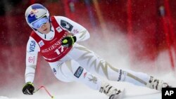 American skiier Lindsey Vonn during the Race for the World Cup Downhill in Lake Louise, Dec. 1, 2017.