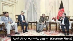 د جمهوري ریاست دوهم مرستیال د قوماندان علي پور سره