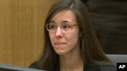 Jodi Arias captada durante el juicio en el que se le encontró culpable de asesinato premeditado.