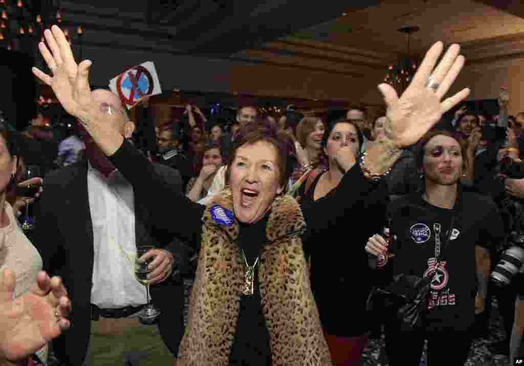 Vit&oacute;ria de Obama celebrada por democratas em Ohio