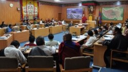 སྤྱི་འཐུས་སྐབས་བཅུ་དྲུག་པའི་ཚོགས་དུས་དང་པོ།