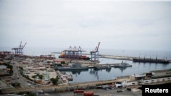 Una vista del puerto bolivariano de la Guaira, en la Guaira, Venezuela, 18 de junio de 2024.