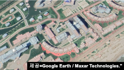 원산갈마 해안지구를 촬영한 위성사진. 사진=Google Earth / Maxar Technologies.