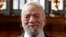 Foto Achiv: Konpozite mizik Stephen Sondheim poze pou yon foto nan vil Lond ann Anglete, 27 Sept. 2018.