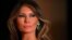 La primera dama de EE.UU., Melania Trump, busca 150 millones de dólares por daños causados a sus intereses.
