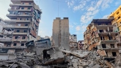 Sejumlah gedung hancur menyusul serangan Israel ke pinggiran selatan Beirut, Lebanon, pada 7 November 2024. (Foto: Reuters/Mohammed Yassin)