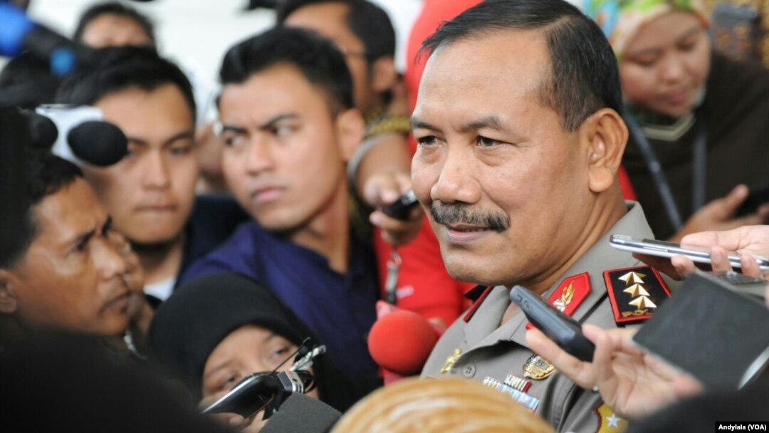Kapolri Jenderal Badrodin Haiti memberi keterangan kepada pers. (Foto: Dok)