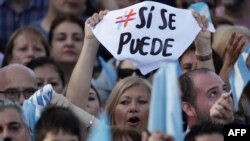 Seguidores del presidente argentino Mauricio Macri asisten a una concentración cerca del Obelisco, en Buenos Aires, el sábado 19 de octubre de 2019. AFP/Alejandro Pagni