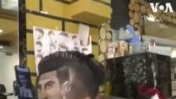 Իրաքի վարսավիրը իրականացնում է ֆուտբոլասերների ցանկությունները