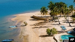 L'île de Manda, où la Française a été enlevée